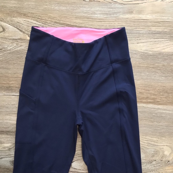 Lilly Pulitzer Luxletic Navy 26” Weekender High Rise Leggings Medium - Picture 6 of 16